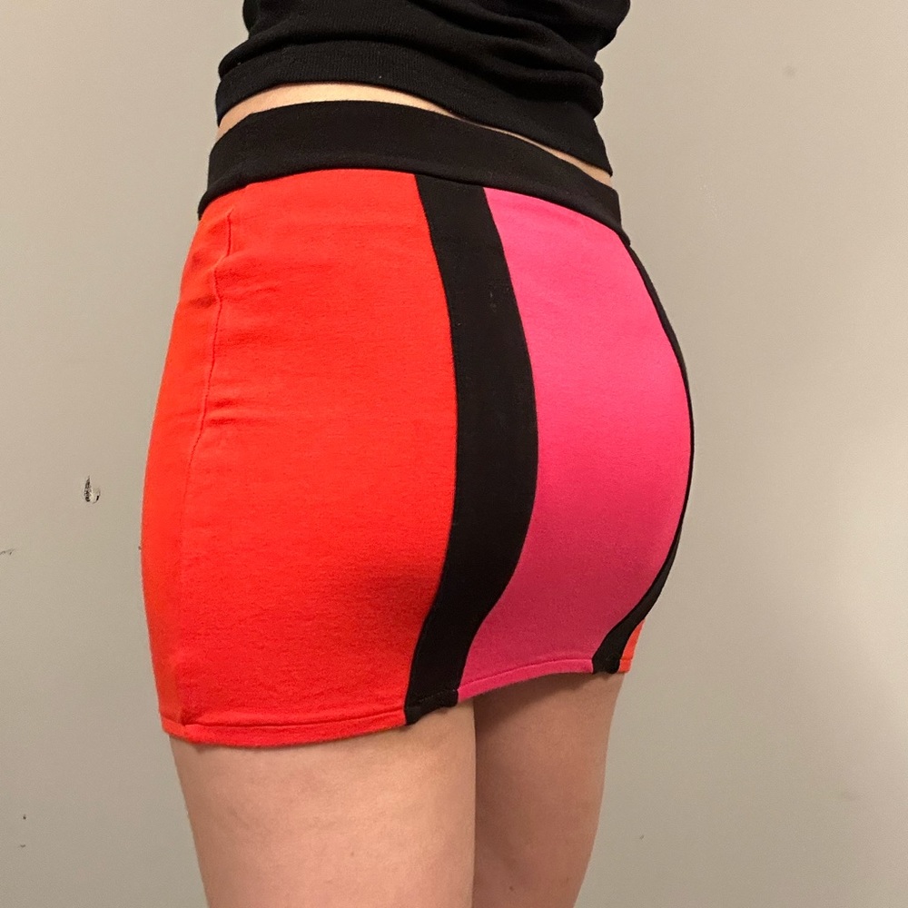 Add a pop of color mini!